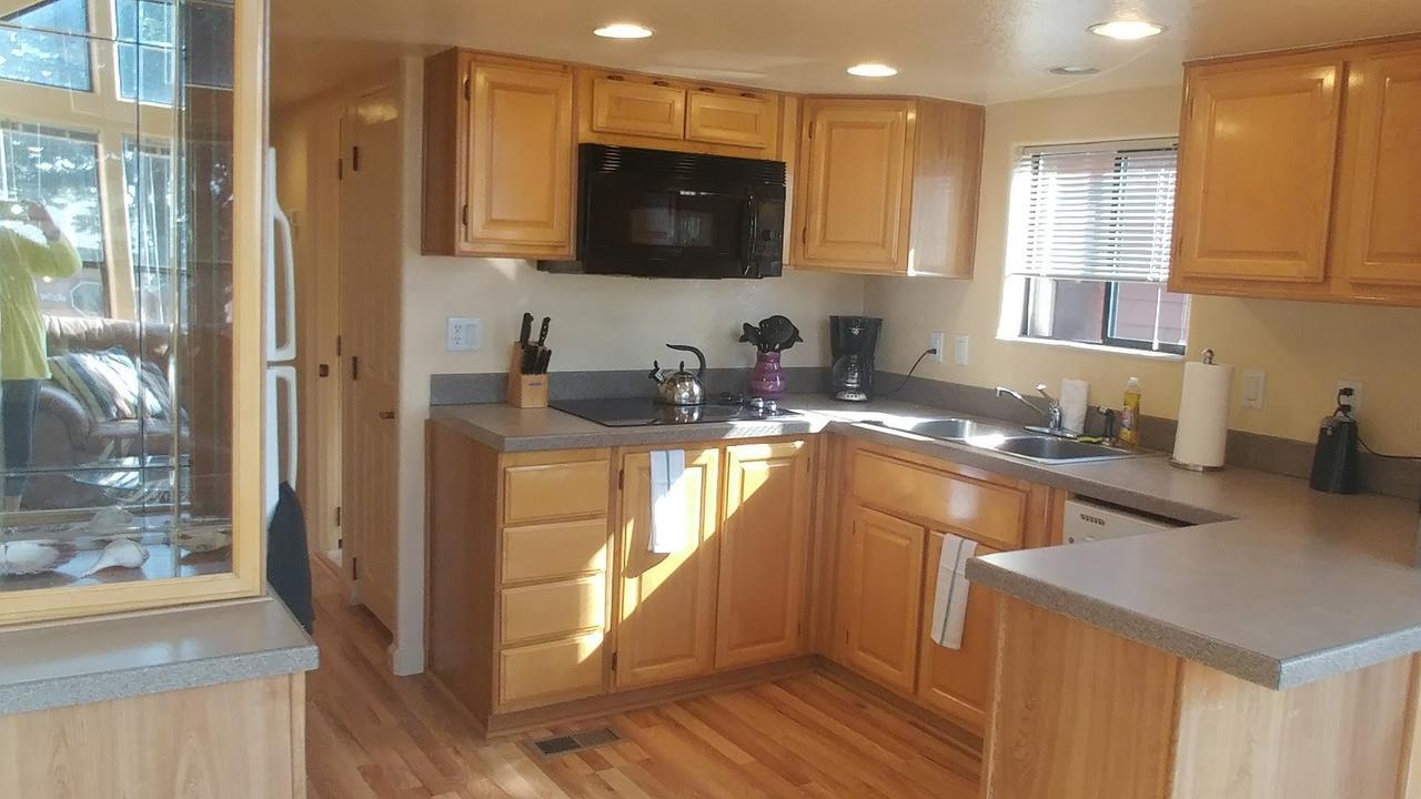 White Rock Resort Smith River Экстерьер фото